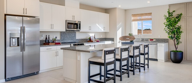 7558 Princeton Ave unit 36928981, Hesperia, CA 92344 - photo 4