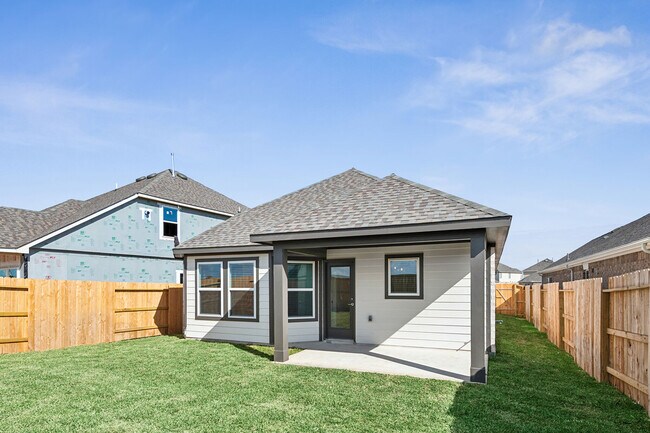 8131 Kay Harbor Dr, Cypress, TX 77433 - photo 4