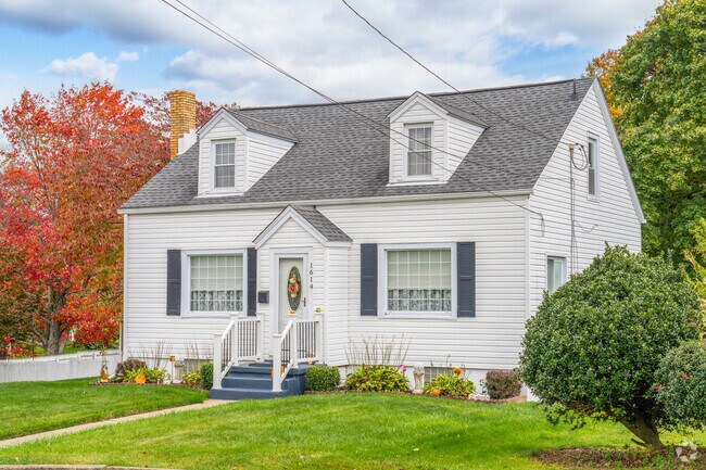 Cape Cod style homes are common in Patterson.