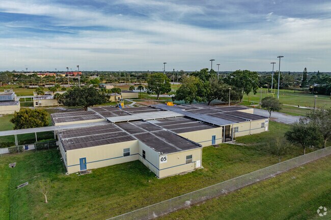 Windmill Point is an Elementary School with a dedicated staff.