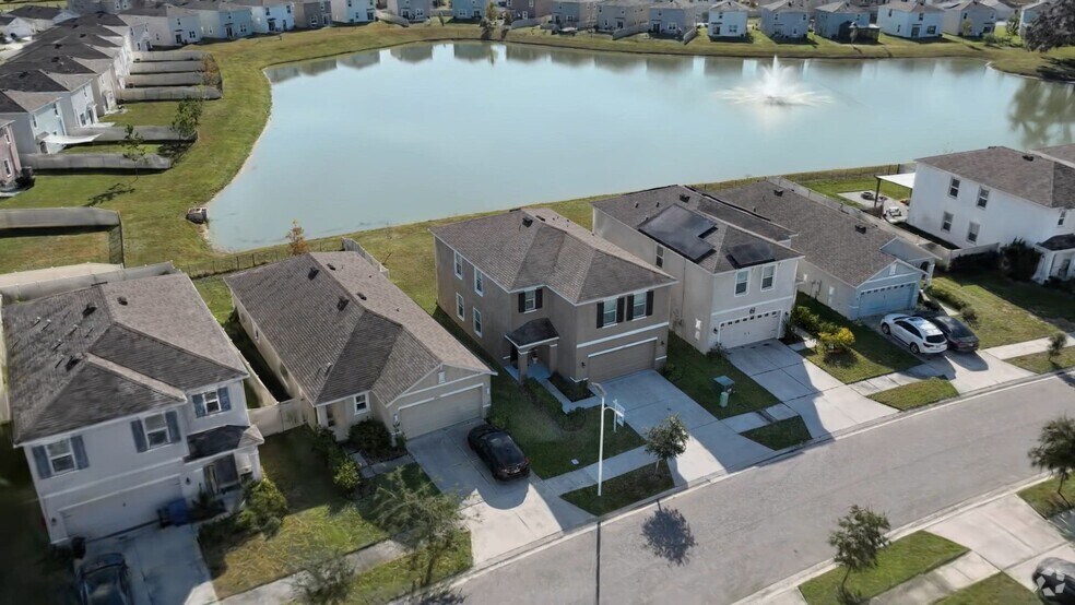 10982 Penny Gale Loop, San Antonio, FL 33576 - photo 2