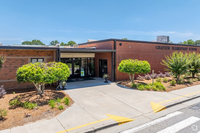 Grayson Elementary School has a dedicated staff to help your child learn and grow.