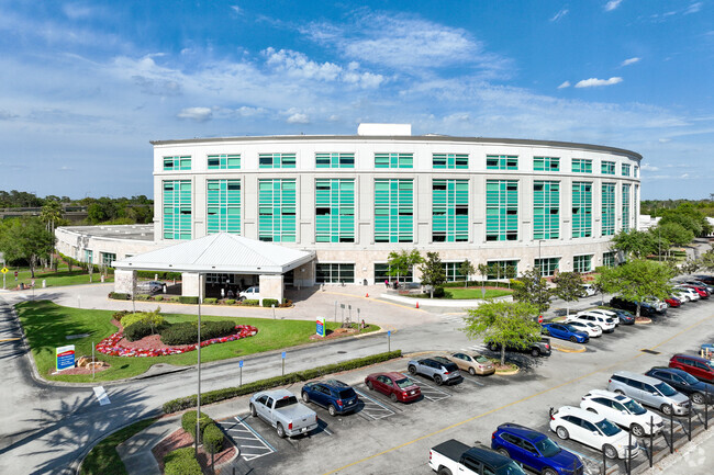 The large Advent health Orlando Hospital is conveniently located in Chickasaw.