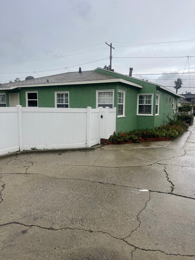 1631 Del Amo Blvd unit 1631, Torrance, CA 90501 - photo 5