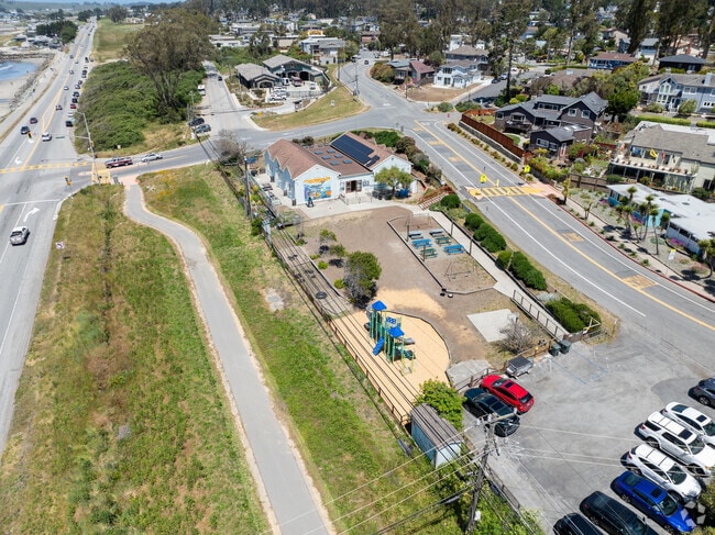 Students thriving at Wilkinson School in El Granada.