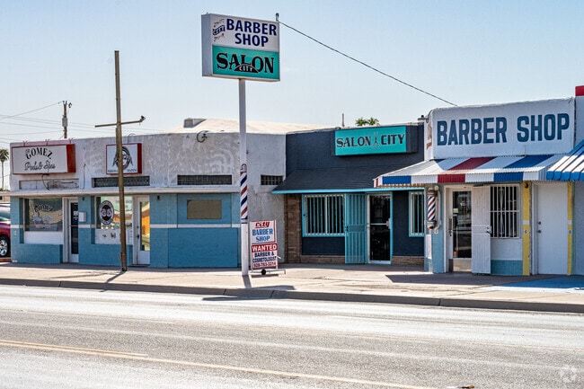 Yuma locals head down to 4th Avenue for bargains and beauty.