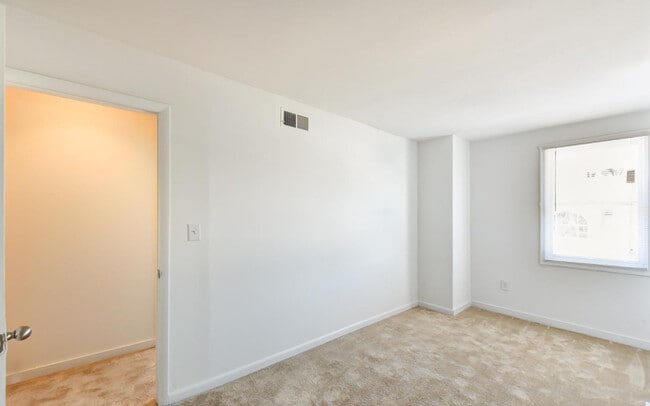 2441 18th St NW, Washington, DC 20009 - photo 5
