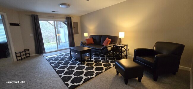 14423 Hamletville St unit Basement Loft, Raleigh, NC 27614 - photo 4