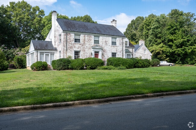 You can find traditional style homes with large lawns in Burlington.