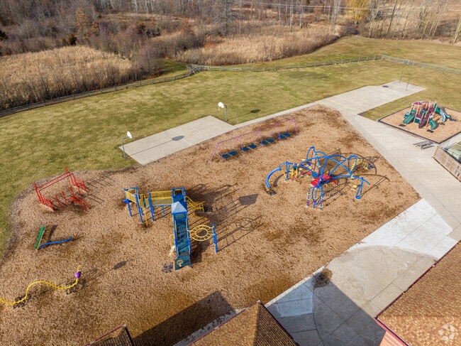 Students at Fort Wayne's Oak View Elementary School have a nice playground and basketball court.