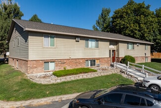 2323 32nd St W, Billings, MT 59102