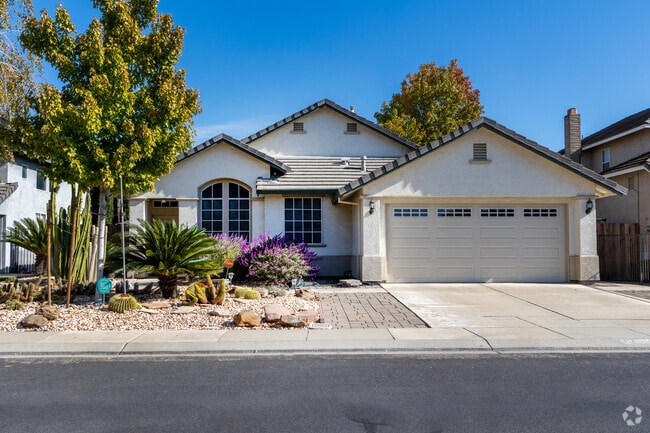 Beautiful Spanish Revival homes feature prominently in Downtown Manteca.