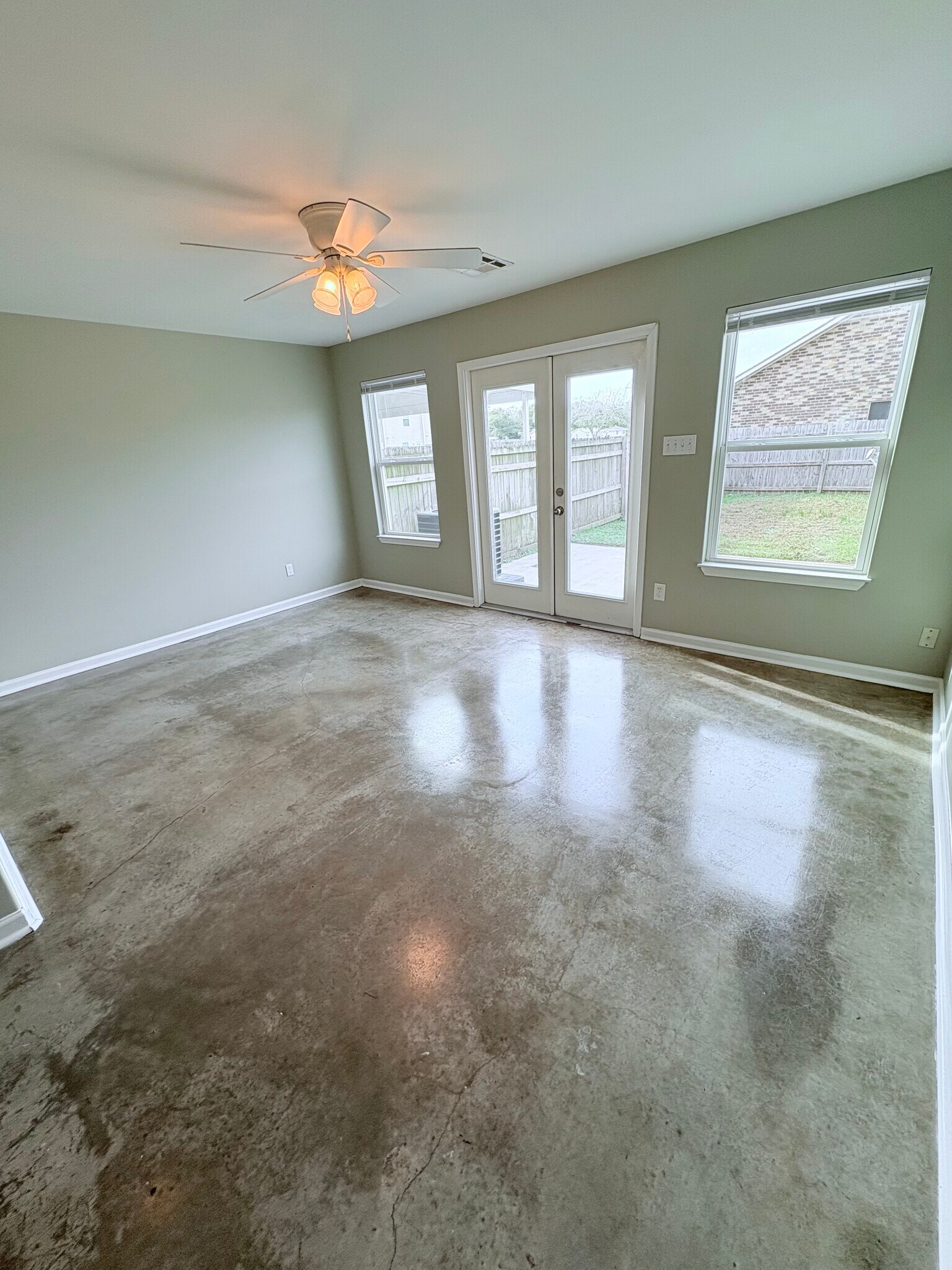 1534 S Patout St unit A, New Iberia, LA 70560 - photo 1