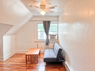 5818 Hobart St Unit 3, Pittsburgh, PA 15217