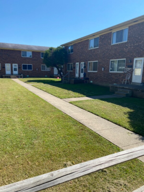 222 Bowie St Unit 4, Saint Albans, WV 25177