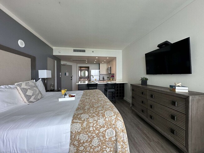 2889 Mcfarlane Rd unit ID1240597P, Miami, FL 33133 - photo 5