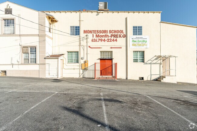 Princeton Montessori Academy STEAM program is integrated to ensure students educational growth.