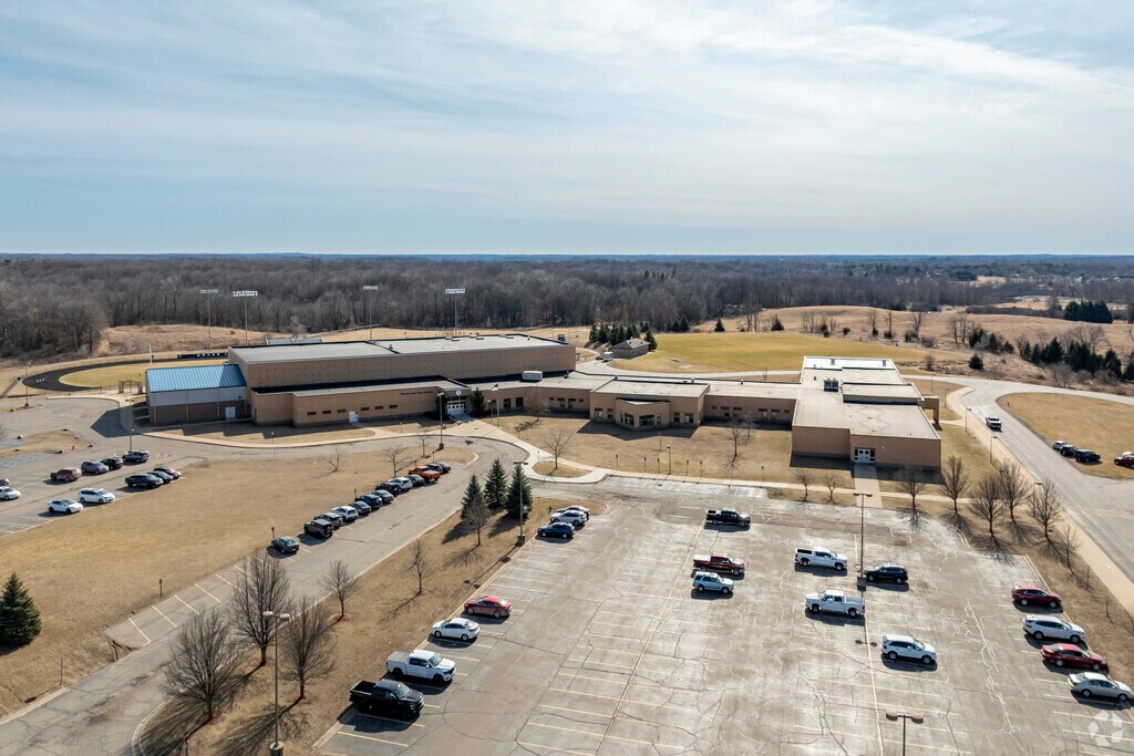 Kids are challenged to excel at Grass Lake High School.