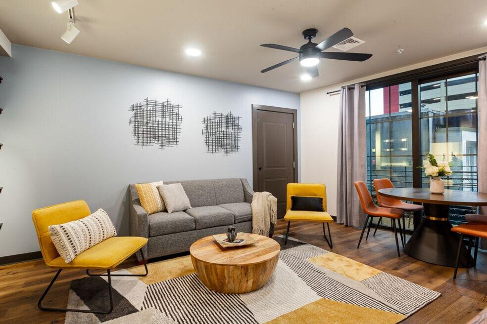 611 Commerce St unit ID1267083P, New Orleans, LA 70130 - photo 1