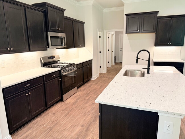 187 Lessie Dr, Stonewall, LA 71078 - photo 3