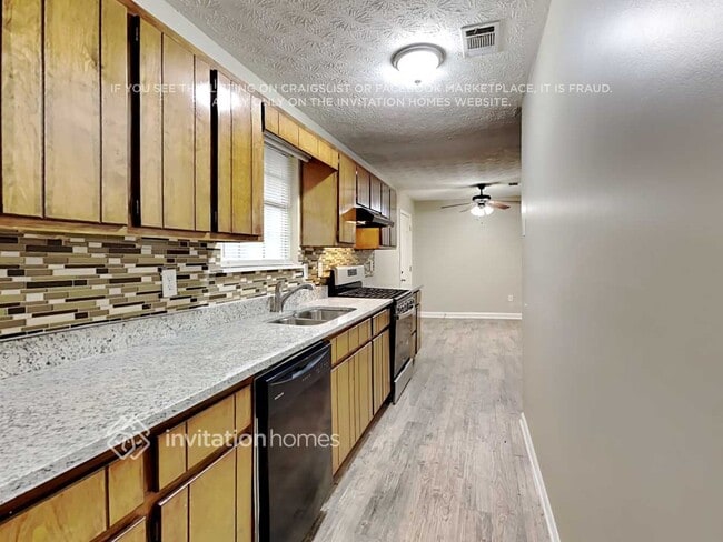 148 Oakland Cir, Stockbridge, GA 30281 - photo 6