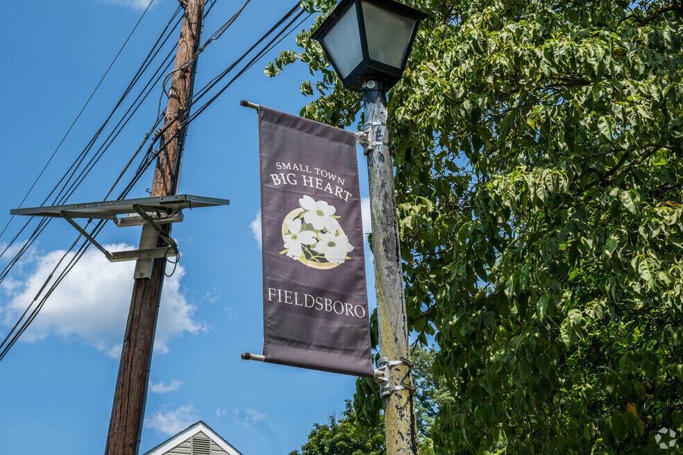 Fieldsboro_1008665_DW_120525_V2