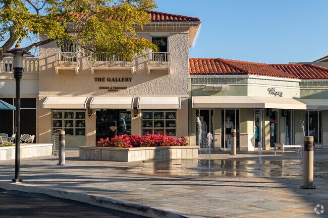 At the Village Shops of Venetian Bay in Park Shore, there are many shops and restaurants.