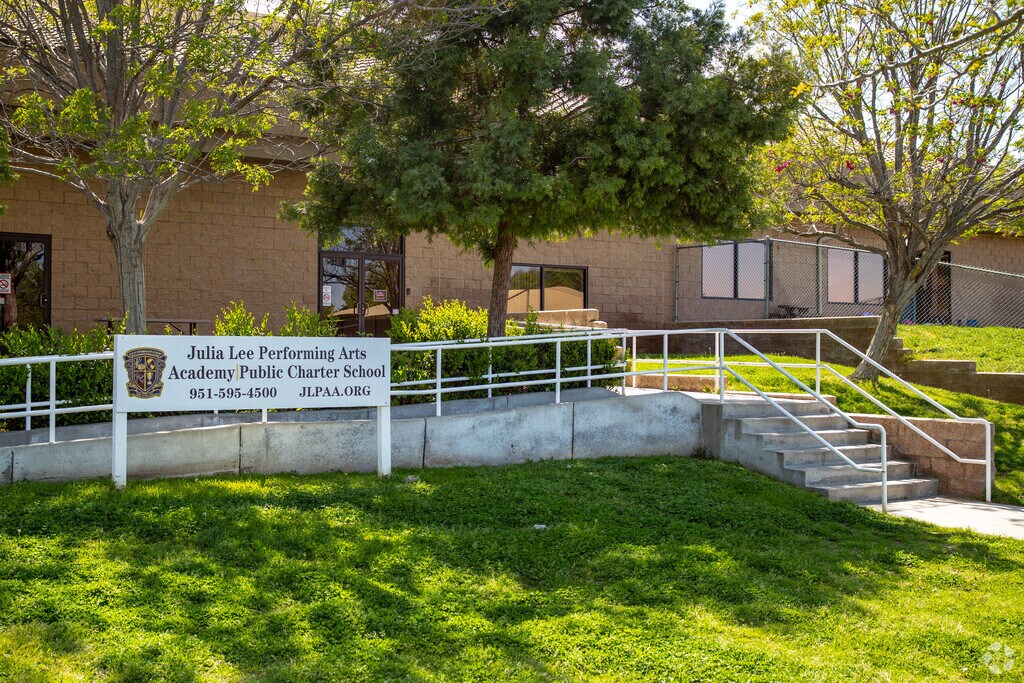 Julia Lee Performing Arts Academy is a Public Charter School in Lake Elsinore.