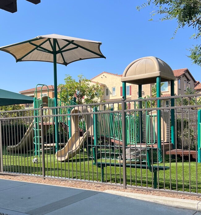 23 Quinn Way unit 23 Quinn Way, Mission Viejo, CA 92691 - photo 4