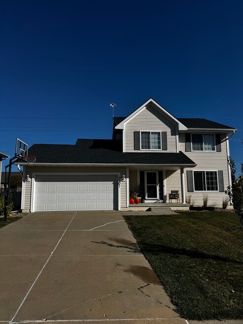 4507 146th St, Urbandale, IA 50323 - photo 1