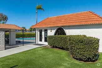 555 Naples St, Chula Vista, CA 91911