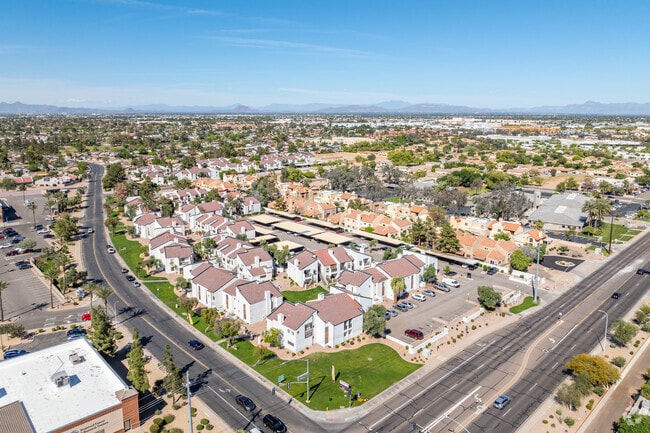 Discover the hidden gems and local treasures of North Chandler's neighborhood.