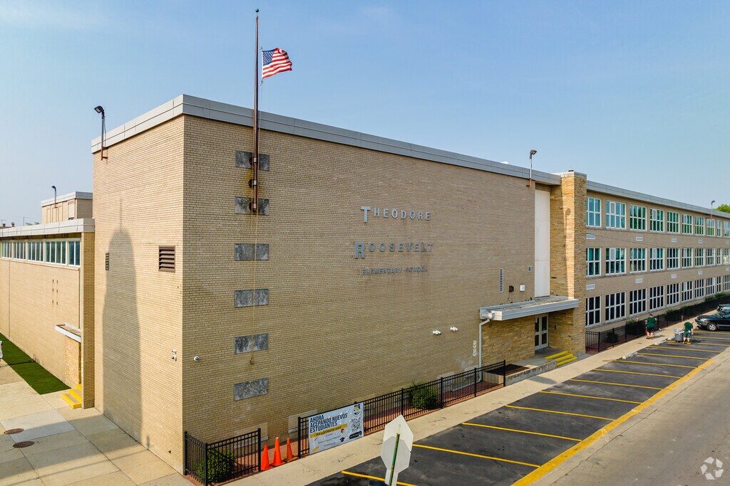 Theodore Roosevelt Elementary School is a public school in Cicero, IL.