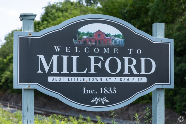 Welcome to Milford, 