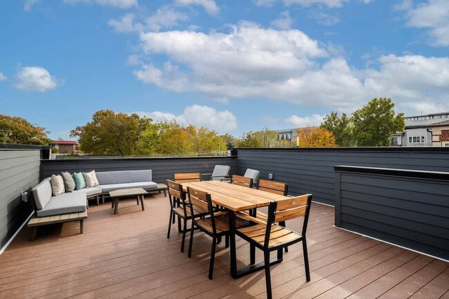 3206 W End Cir unit ID1051656P, Nashville, TN 37203 - photo 3