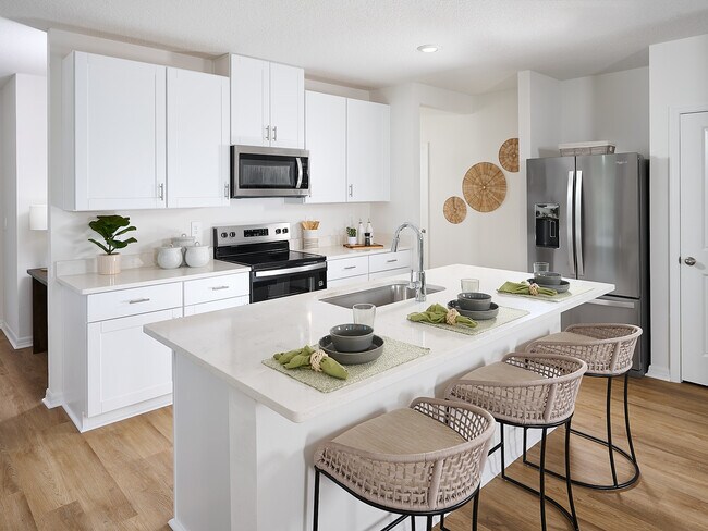 2389 Citrus Bloom Dr unit 37076887, Bartow, FL 33830 - photo 4