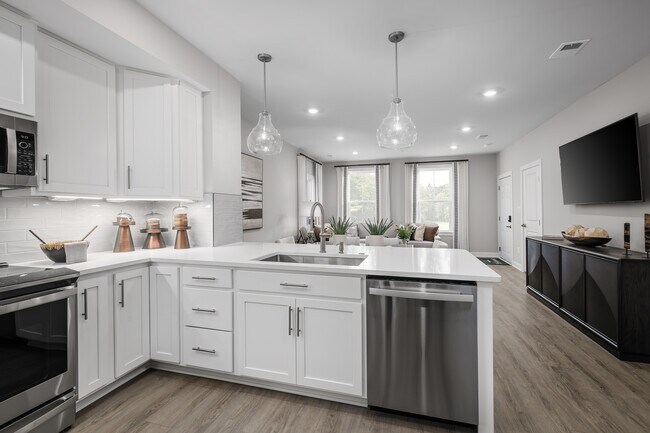 43791 Metro Terrace unit 36244021, Ashburn, VA 20147 - photo 3