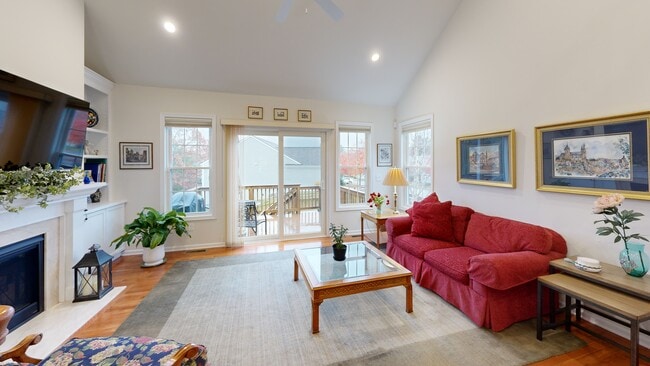 159 Skyline Dr unit 159, Acton, MA 01720 - photo 2
