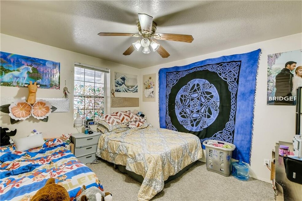 112 E Davilla St unit B, Granger, TX 76530 - photo 1