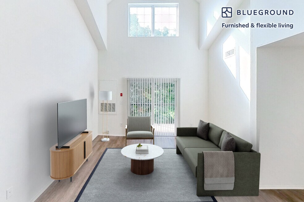 100 Lexington Ridge Dr unit FL3-ID5642A, Lexington, MA 02421 - photo 1