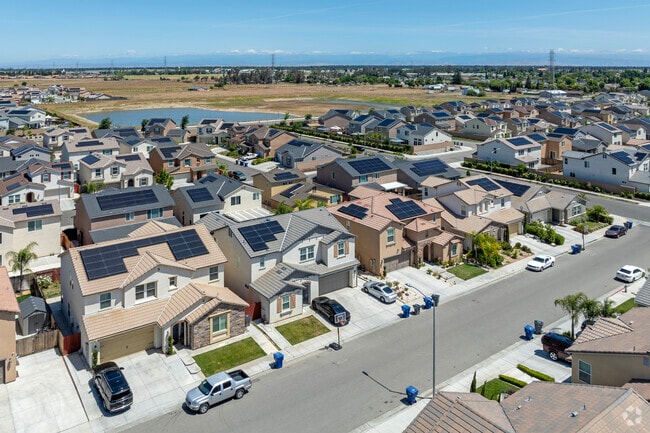 New developments with mountain views are available in West Fresno.
