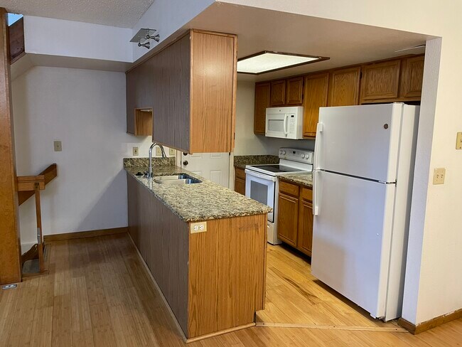 1760 S Ammons St, Lakewood, CO 80232 - photo 6