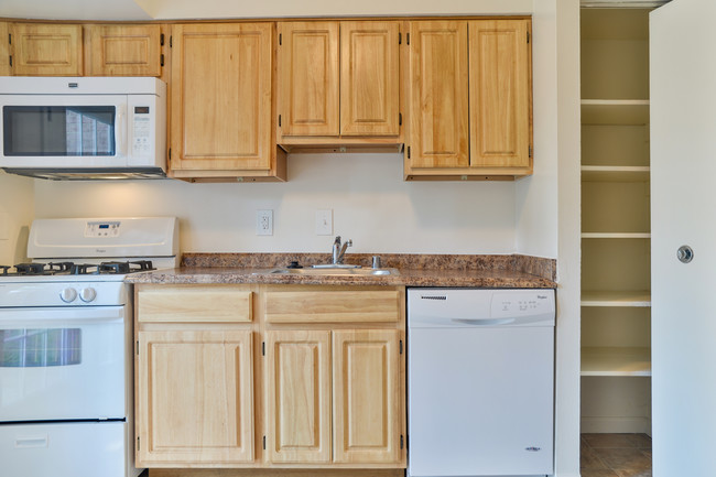 One bedroom maple kitchen