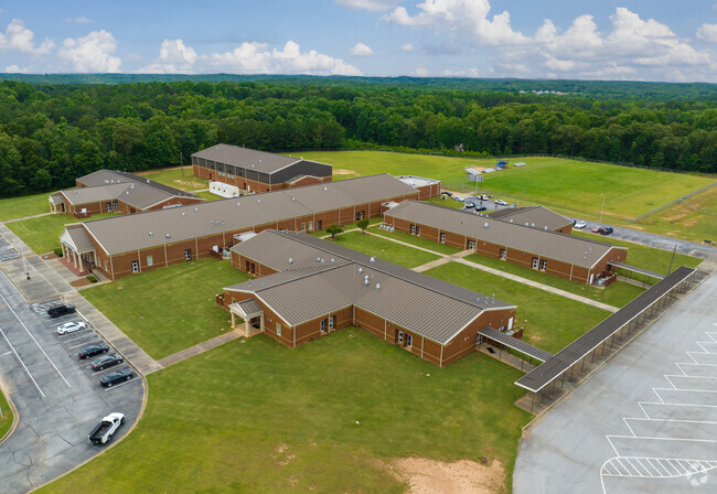 Smokey Road Middle School has a large clean campus with open spaces.