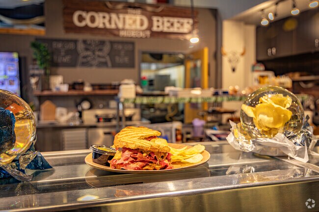 The Corned Beef Hideout, located near Westpark, offers mouth-watering cornedbeef.
