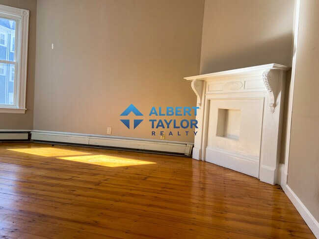 13 Sachem St unit 1, Roxbury Crossing, MA 02120 - photo 7