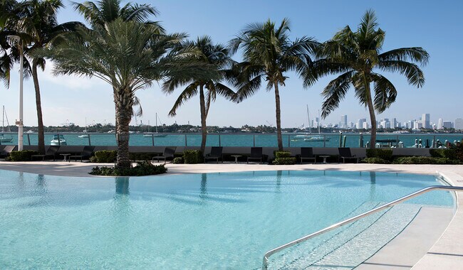 Flamingo South Beach, Miami Beach, FL 33139 - photo 4