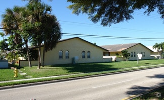 481 Banks Rd, Pompano Beach, FL 33063