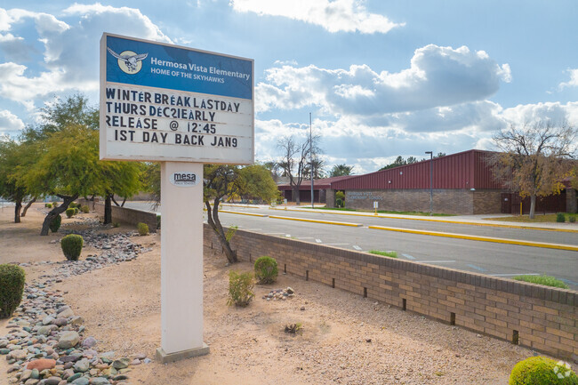 Hermosa Vista Elementary in Mesa is home of the Skyhawks!