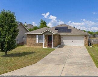 2410 Ridgeway Ln, Barling, AR 72923